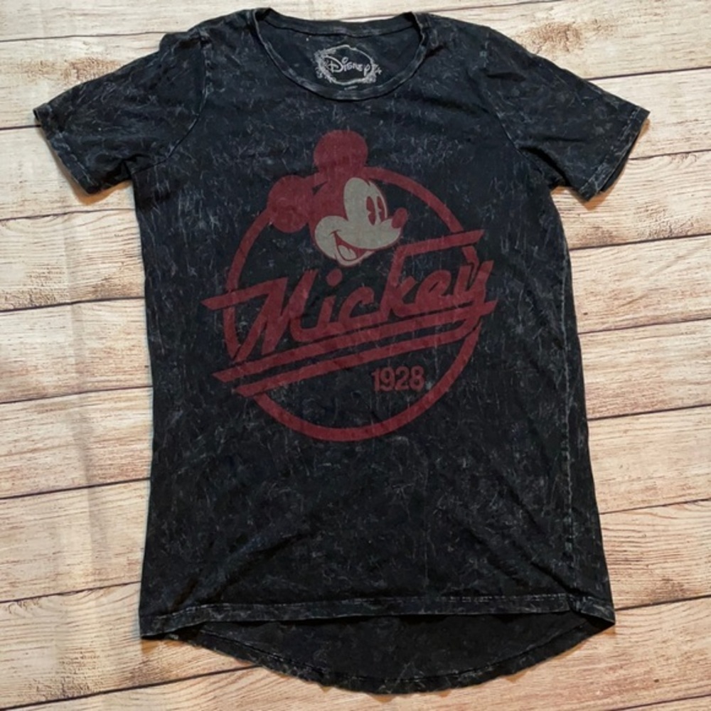 Women’s Disney Mickey Mouse distressed t shirt XS